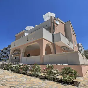  Apartament Magena - Modern In Pag Center