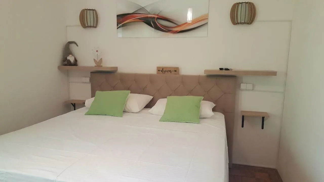 Apartment Tia Pag Town 0*,