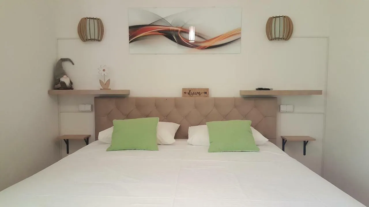 Apartment Tia Pag Town
